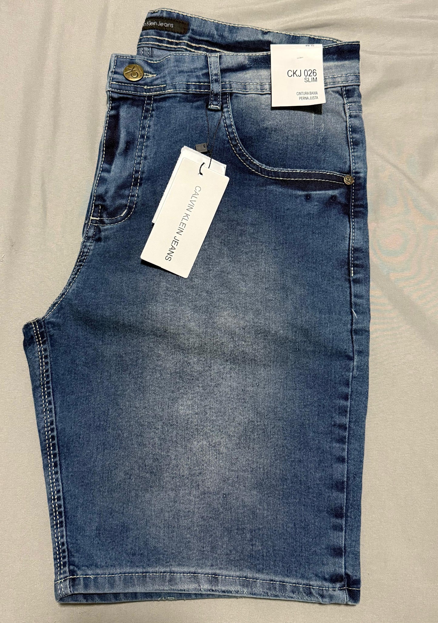 Bermuda Jeans Calvin Klein ( Pronta Entrega)
