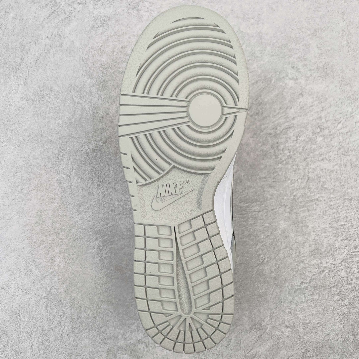 Nike Dunk Low Smoke Grey Fog