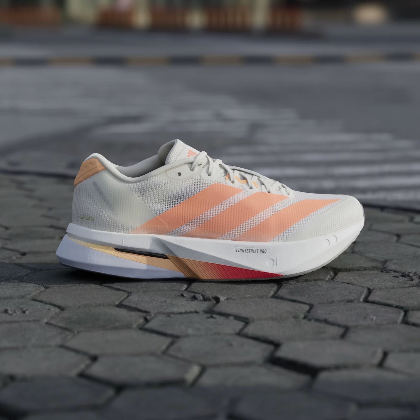 Tênis Adidas Adizero Boston 13 Off White / Beam Orange / Acid Orange