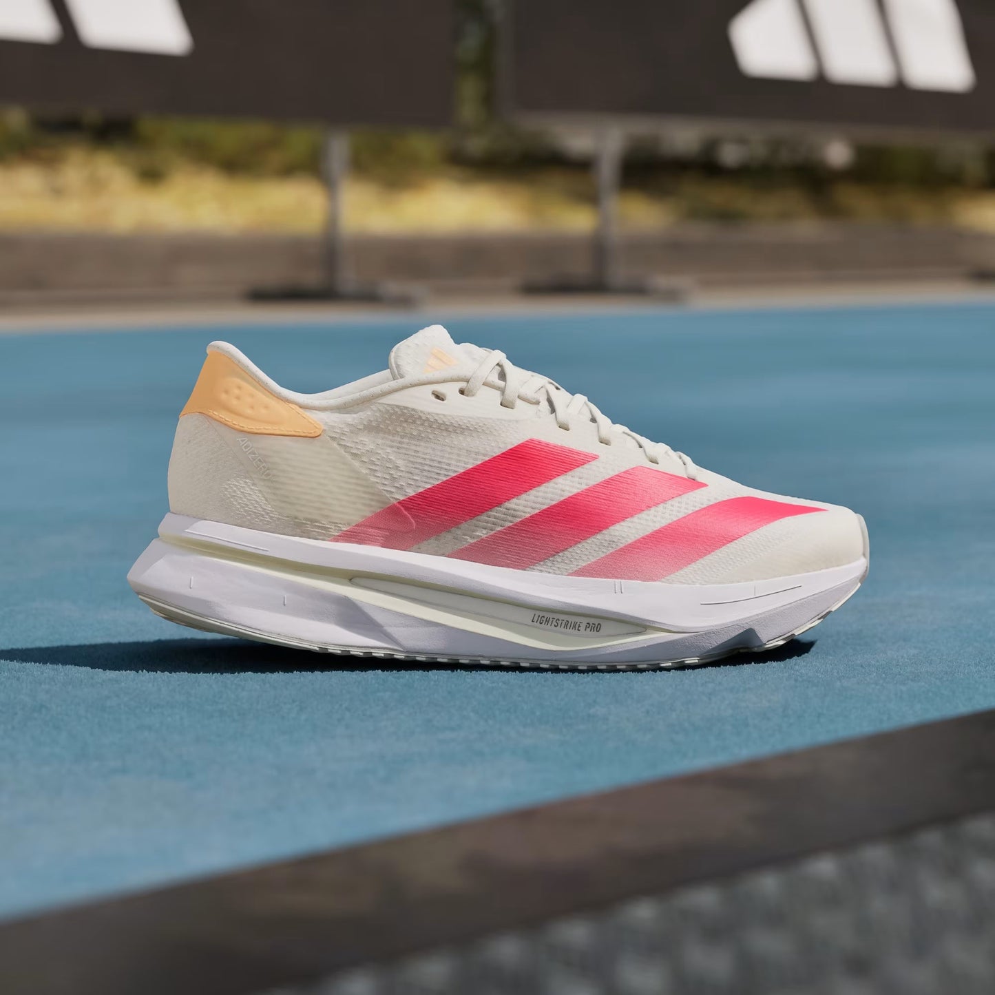 Tênis Adidas Adizero SL2 Off White / Lucid Red / Acid Orange