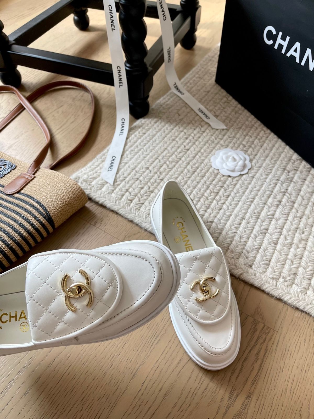 MOCASSIM CHANEL WHITE