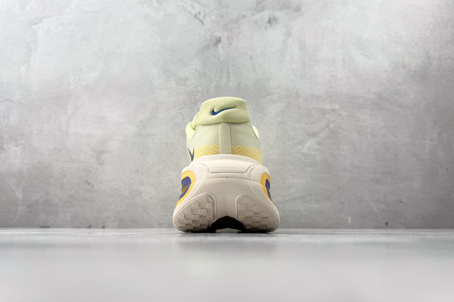 Nike Vomero Premium "Sunrise Gradient"