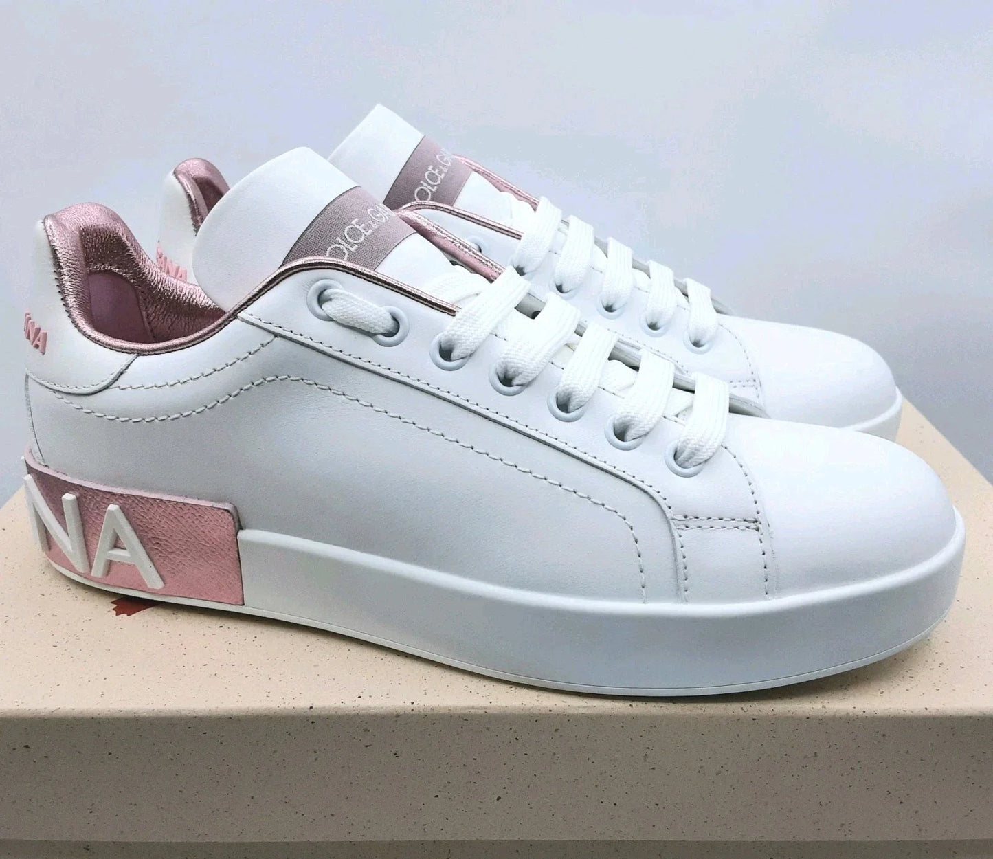 Dolce & Gabbana Sneaker Rose White