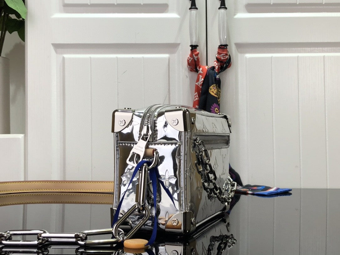 Bolsa de Ombro Louis Vuitton