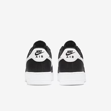 Tênis Nike Air Force 1 '07 Black White