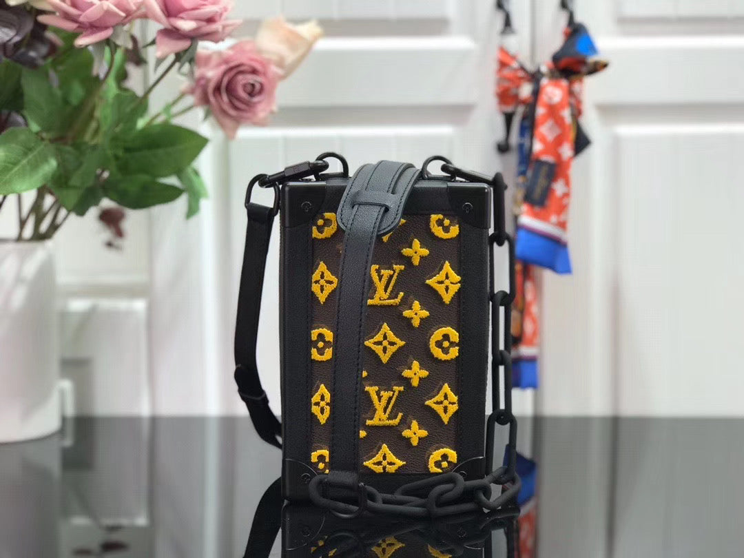 Bag Lv Vertical Soft Trunk Monogram
