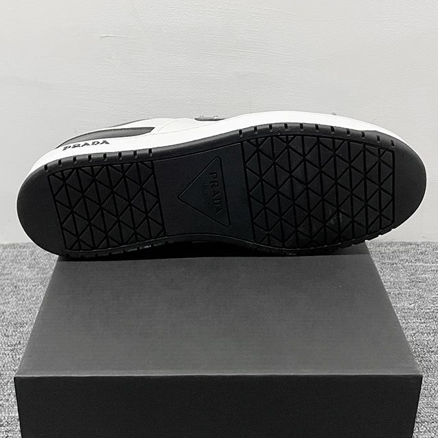 Prada Downtown Low Top Sneakers Logo Black