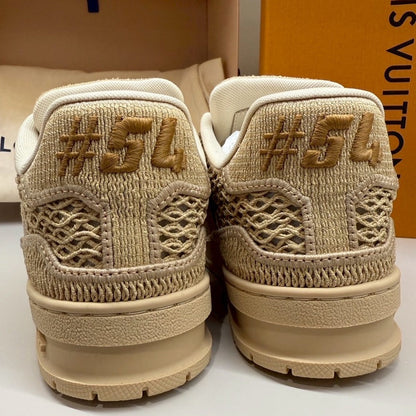 LV Trainer em ráfia bege