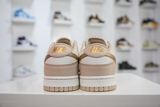 Nike Dunk Metallic Gold