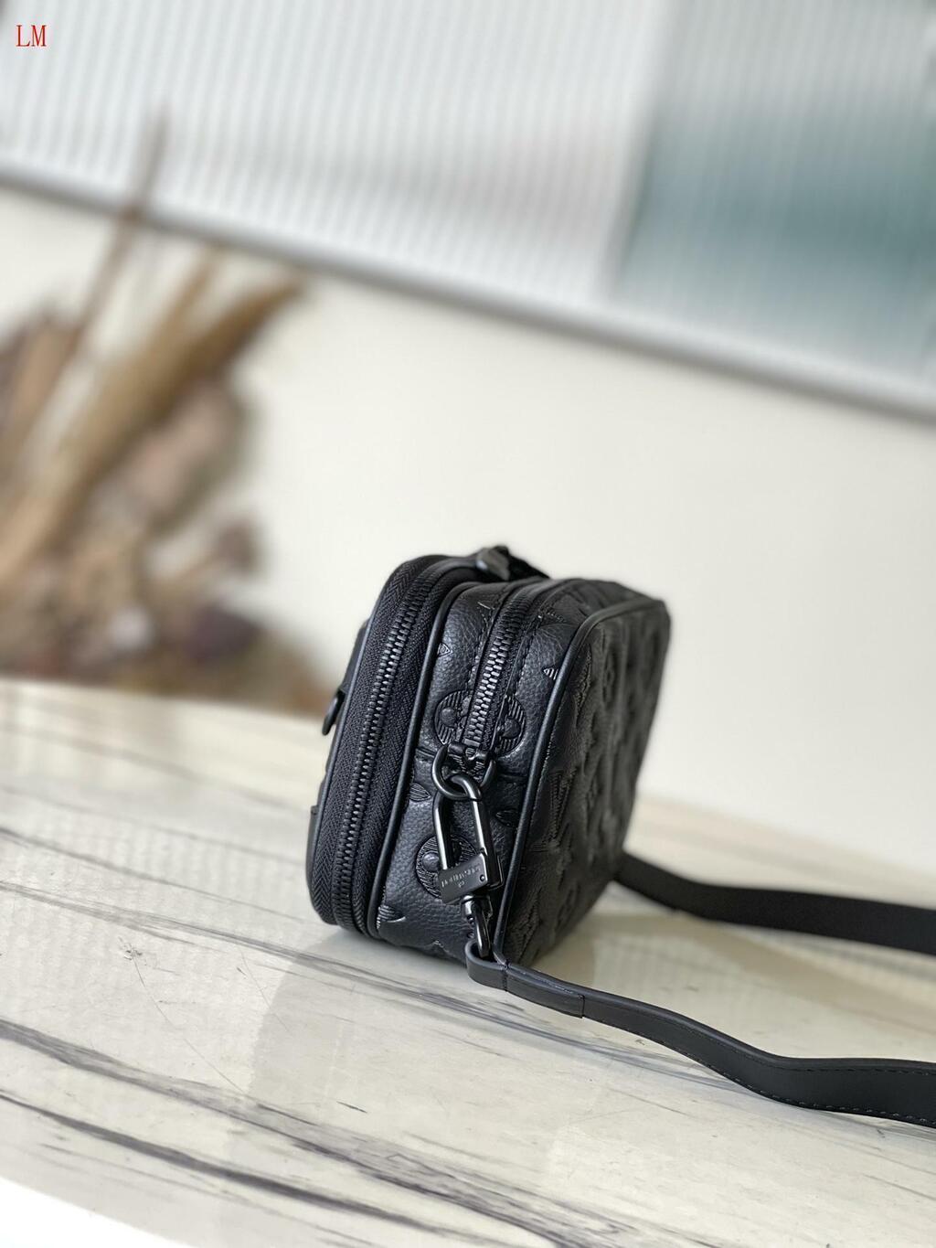 Bag Nano Alpha Monogram Eclipse