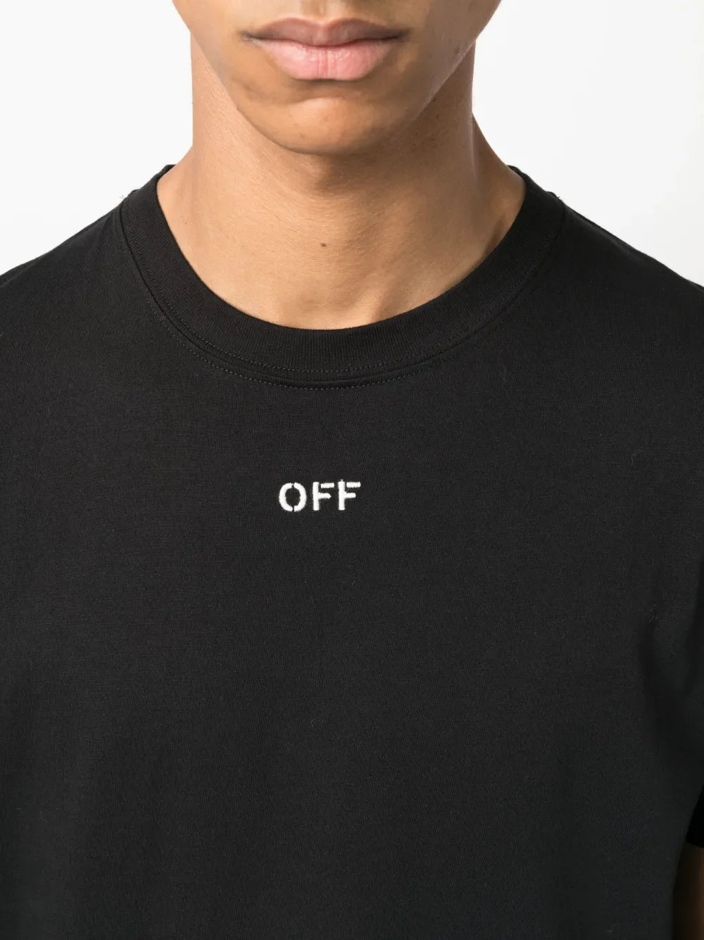 Camiseta Off-White Black Over Algodão