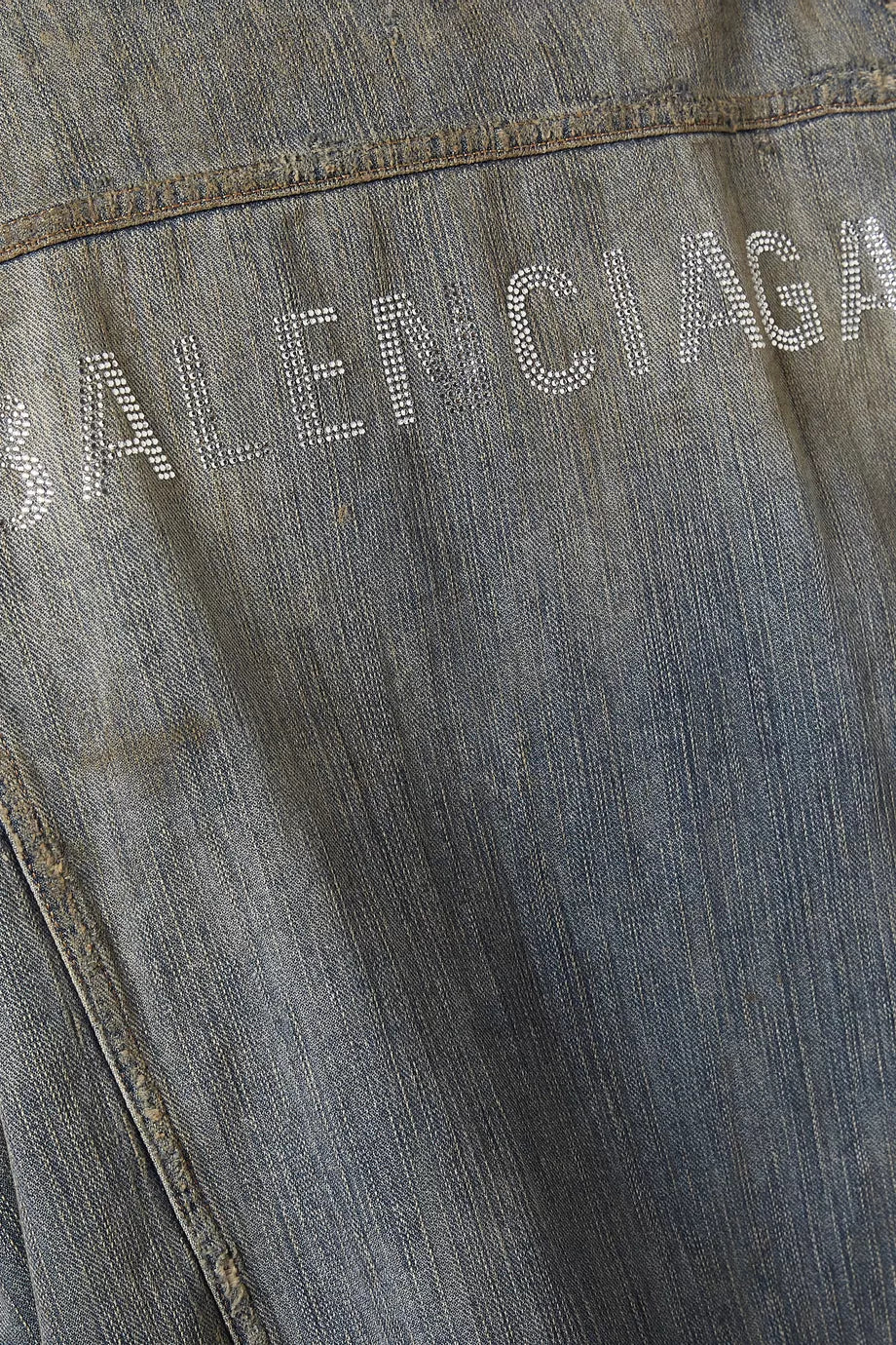 Jaqueta Balenciaga Distressed Jeans