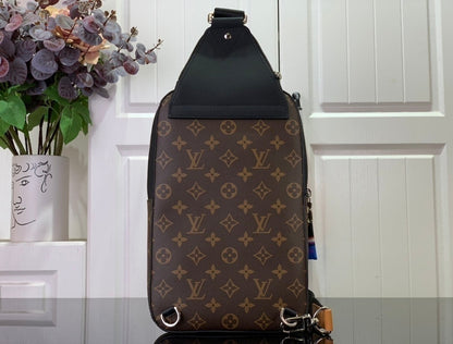 Bag Avenue Sling Bag