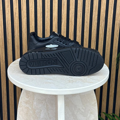 Louis Vuitton Trainer Triple Black Monogram