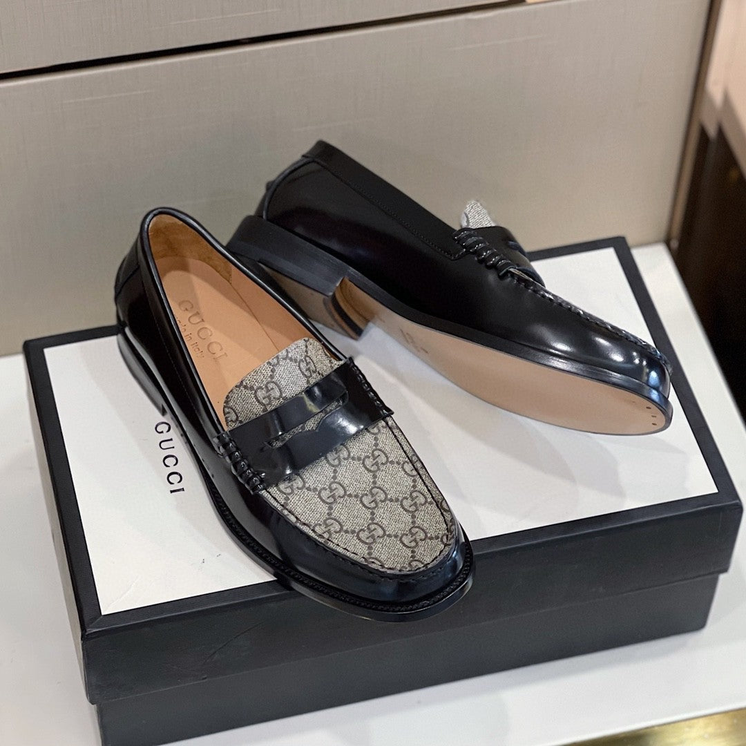Sapato GG
