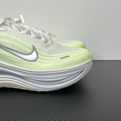 Nike Vomero 18 - Volt/Metallic Silver