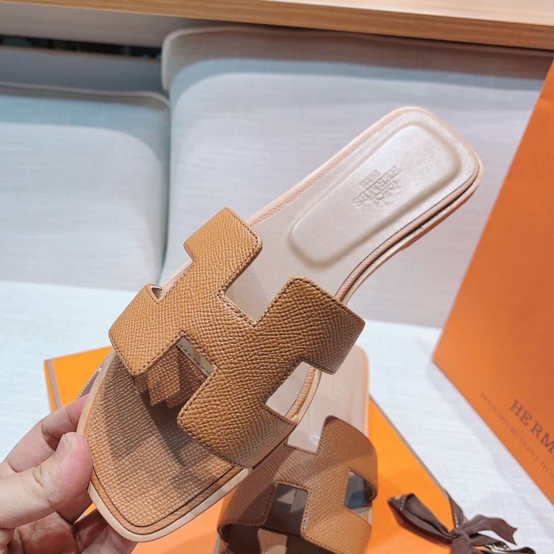 Hermes Oran Sandal Gold Box Calfskin Leathe