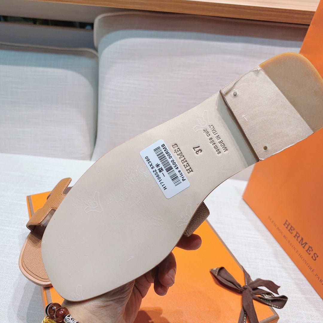 Hermes Oran Sandal Gold Box Calfskin Leathe