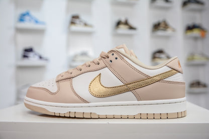 Nike Dunk Metallic Gold