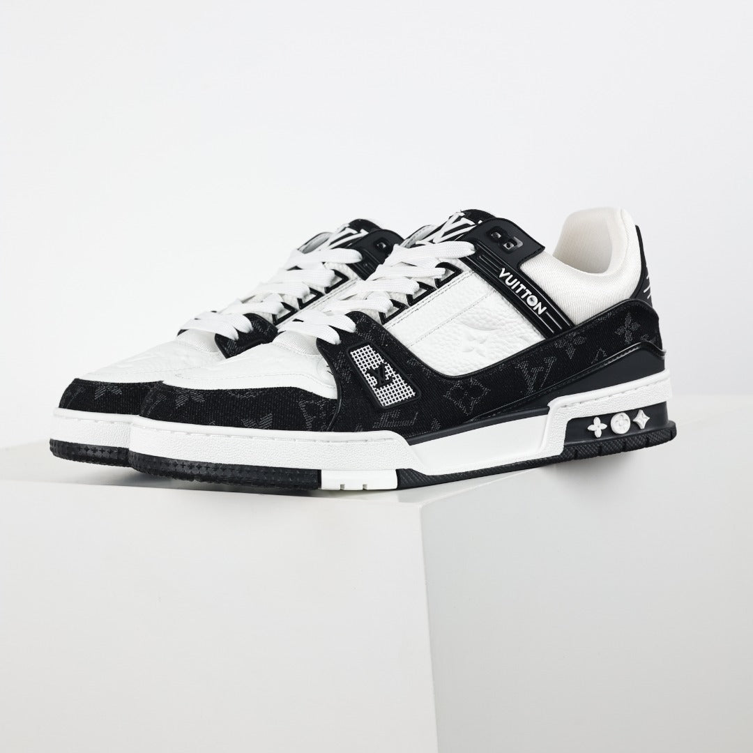 Louis Vuitton Trainer Black Denin