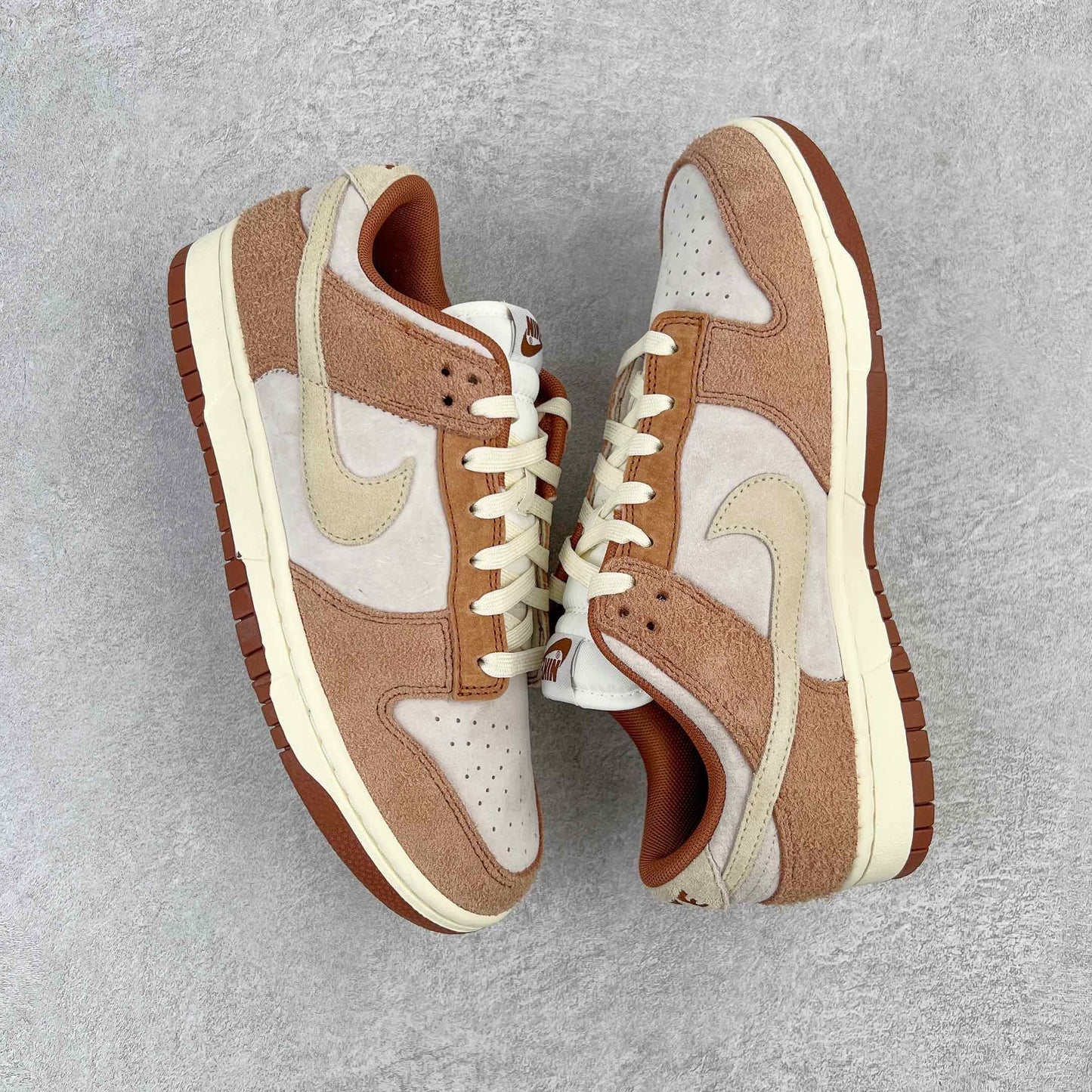 Nike Dunk Low Medium Curry