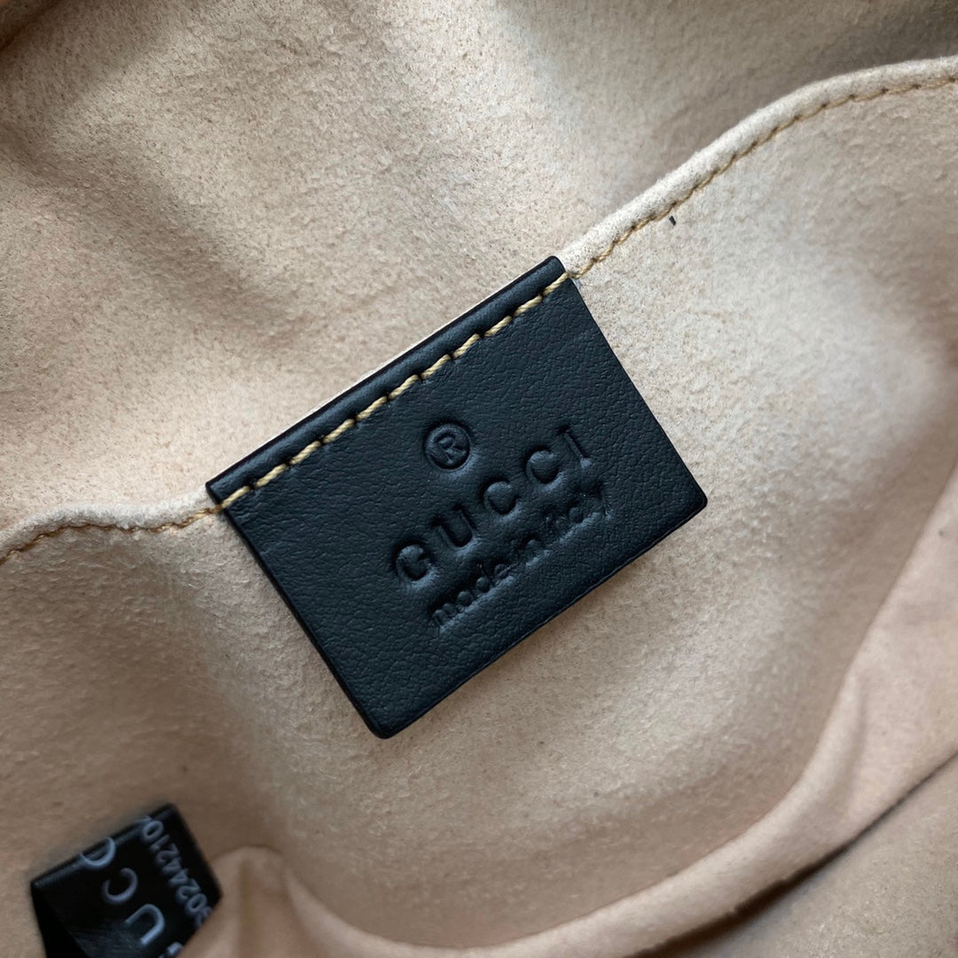 Bag Pochete Gucci Matelasse GG Marmont