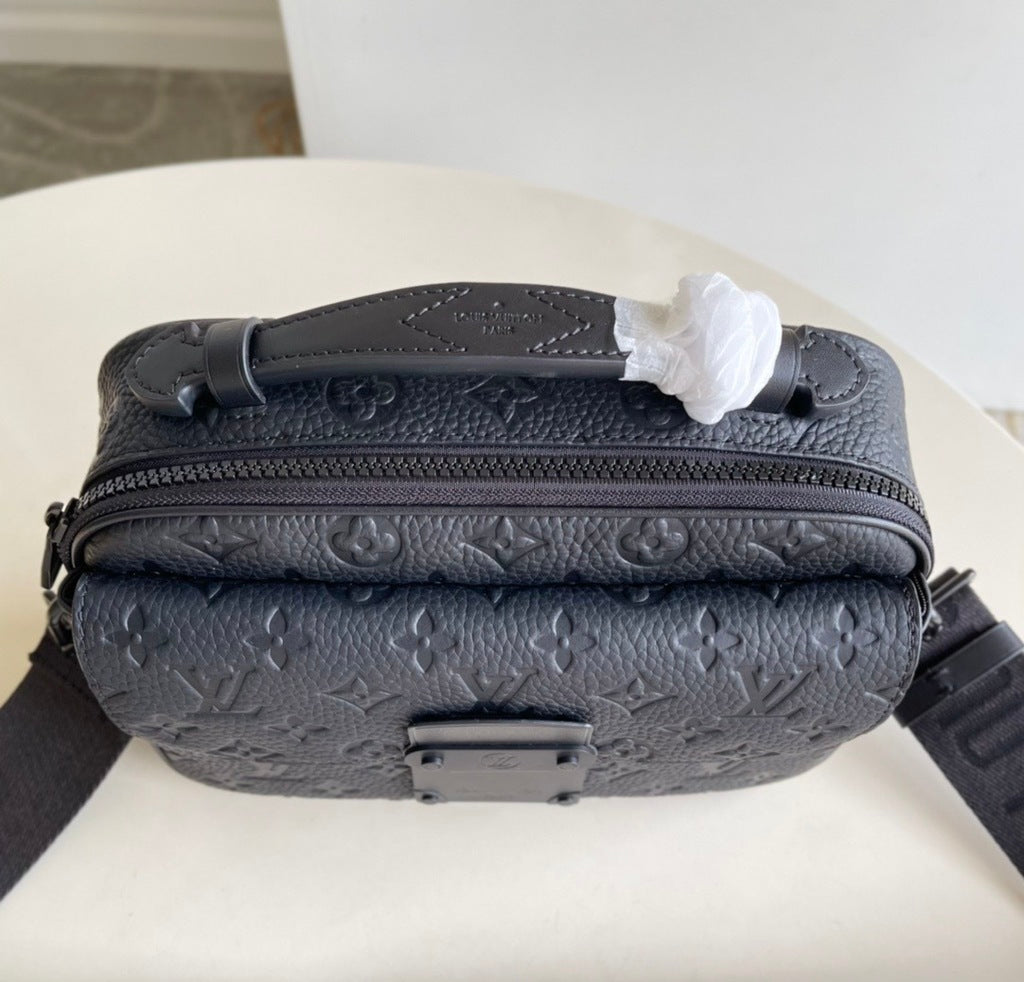 Bag S-lock Messenger Monogram