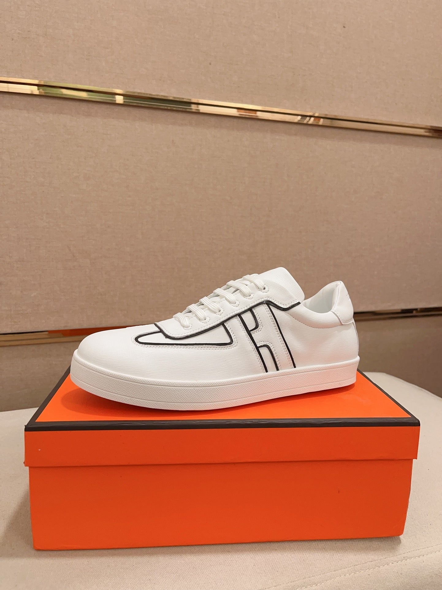 Tenis Hermes