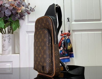 Bag Avenue Sling Bag