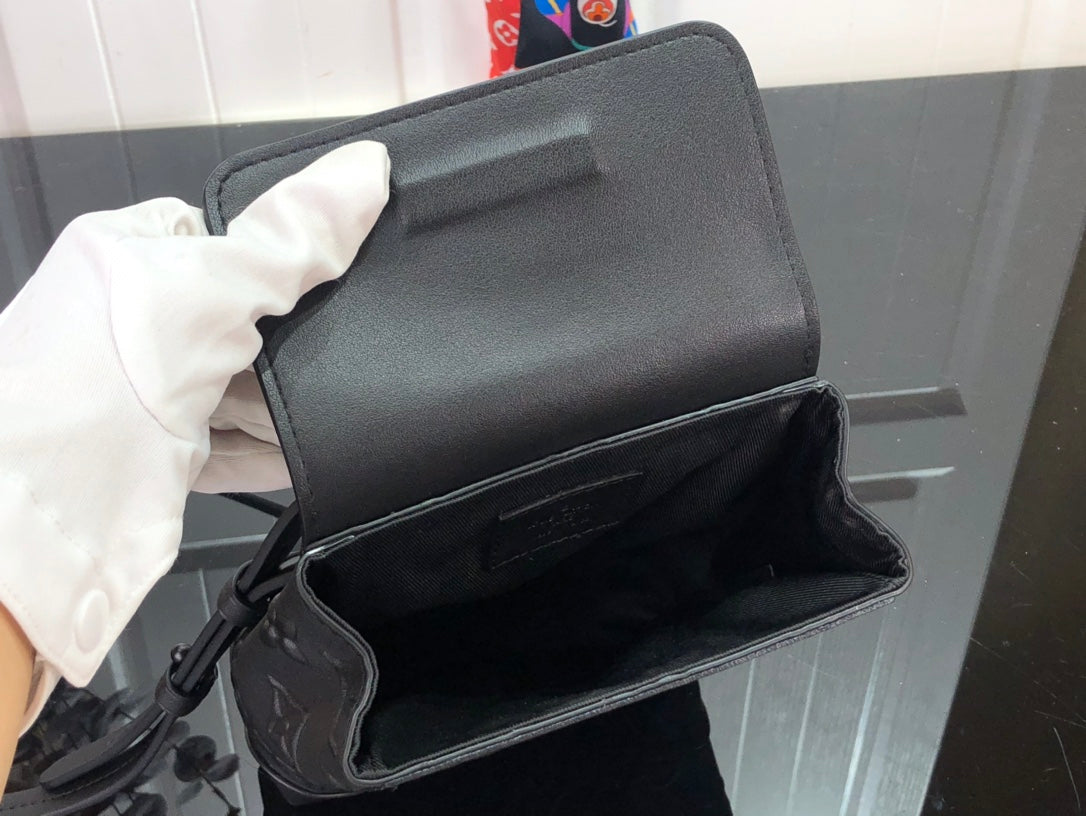 Bag Lv Steamer XS Monogram Black