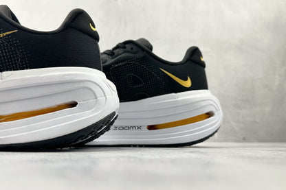 Nike Vomero Premium "Black & Gold"
