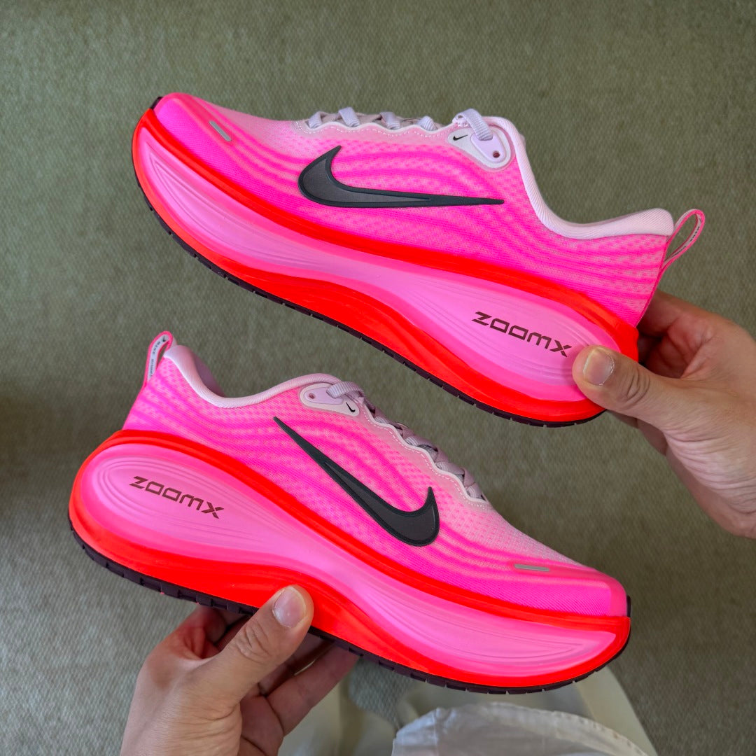 Nike Air Zoom Vomero 18 - Hyper Pink