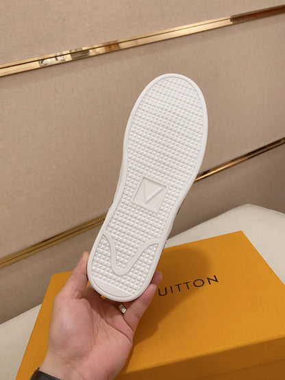 Lv Slip on Leather White Monogram Black