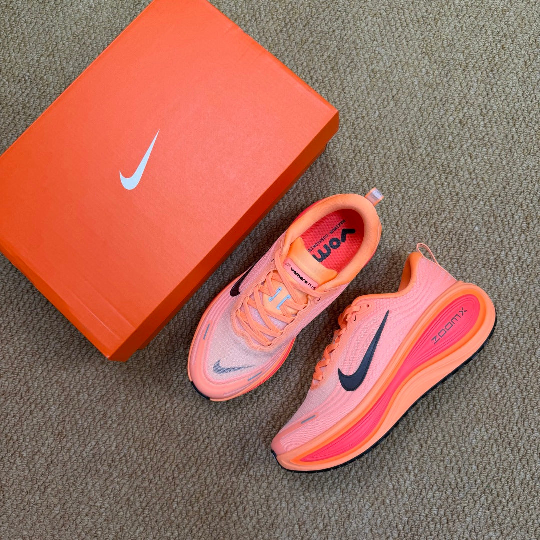 Nike Vomero 18 - Orange Pulse