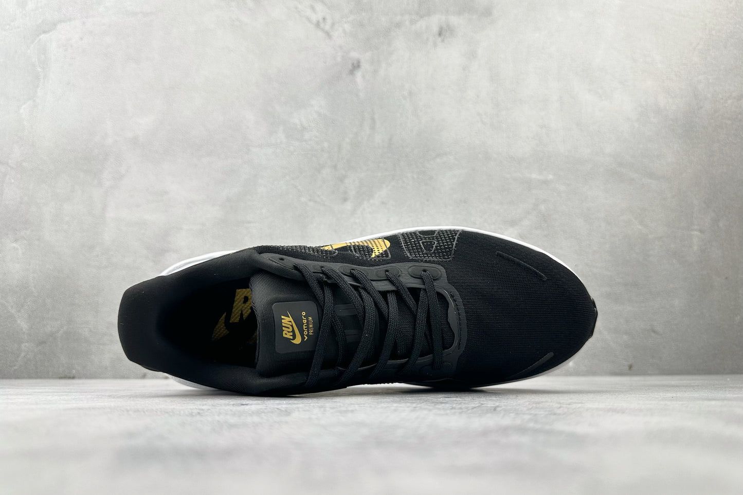 Nike Vomero Premium "Black & Gold"