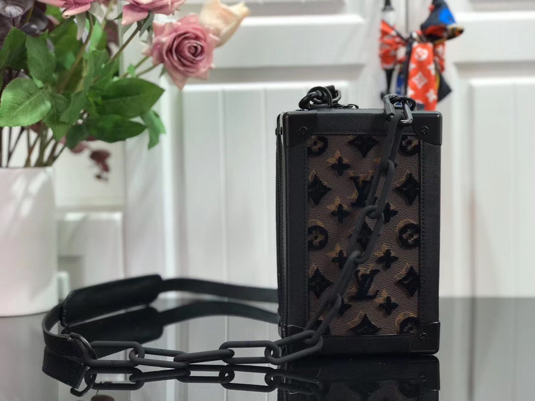 Bag Lv Vertical Soft Trunk Monogram Black