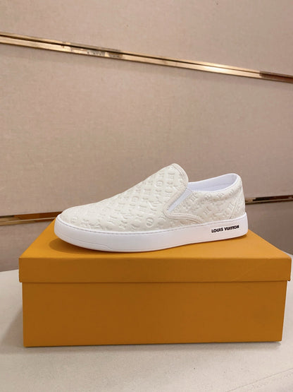 Lv Slip on Leather White Monogram Black