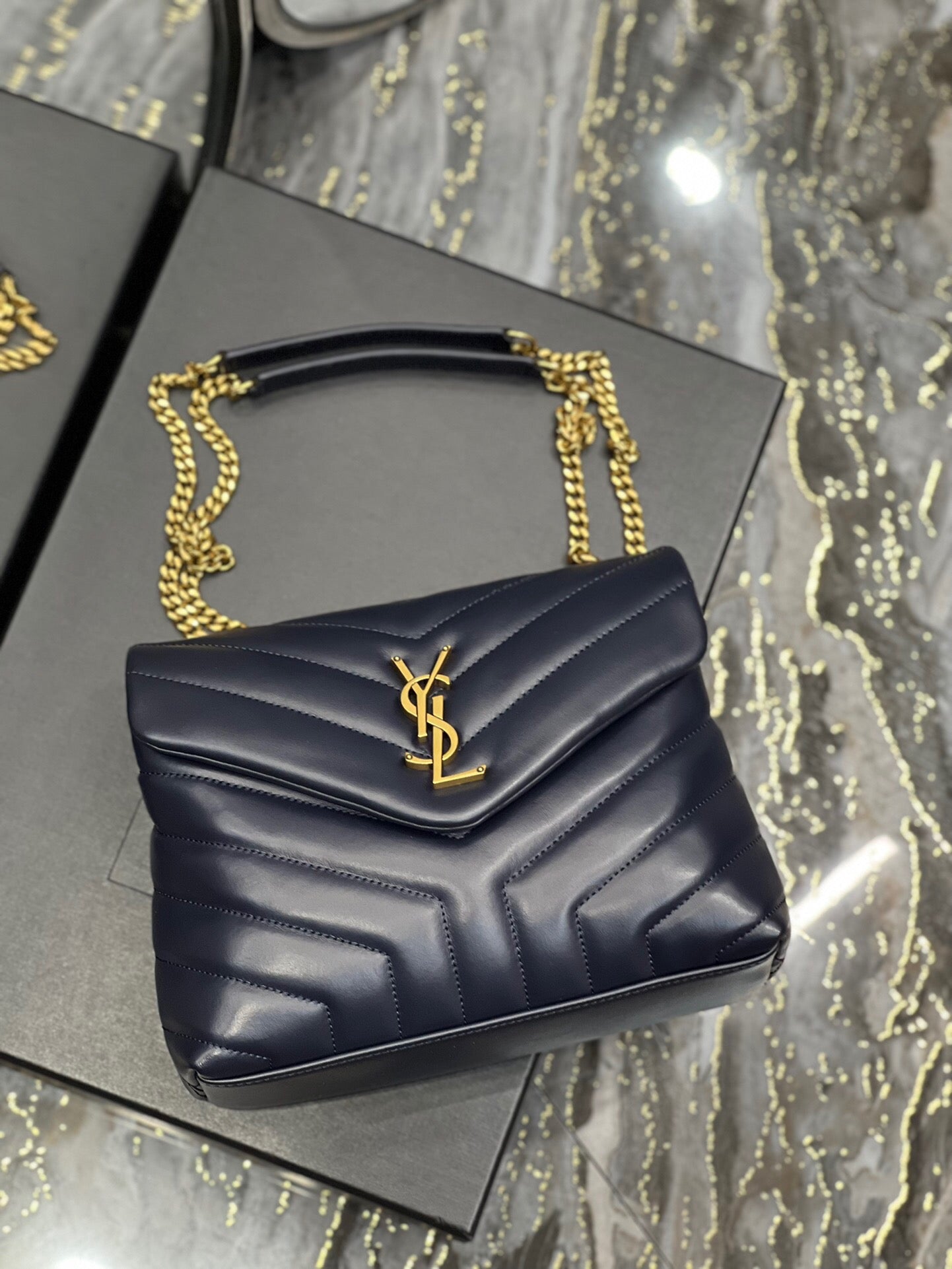 Yves Saint Laurent Loulou