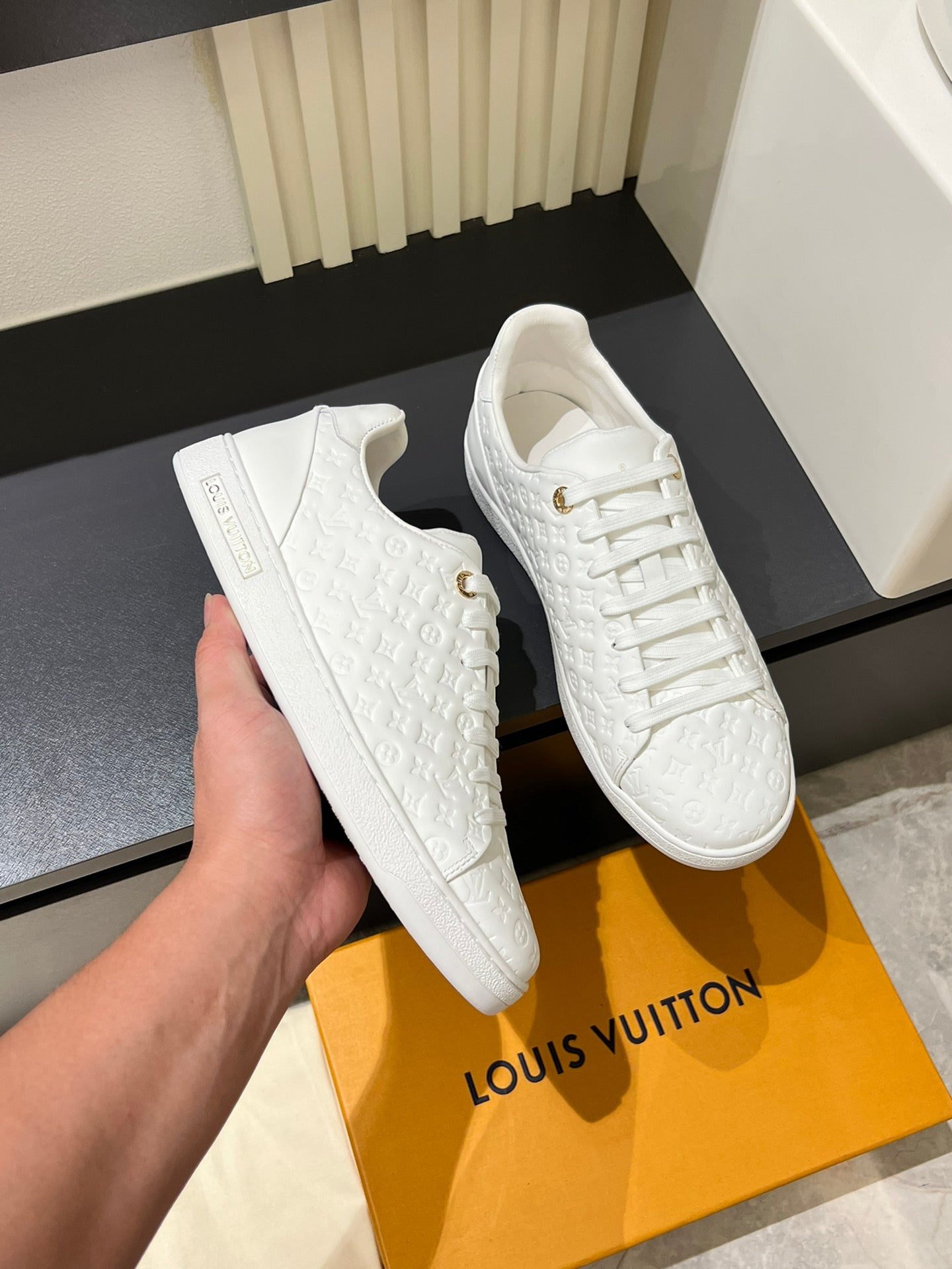 Tenis LV Mirror  Monogram White