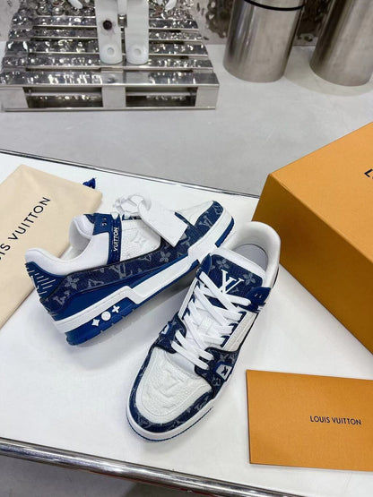LV Trainer Monogram