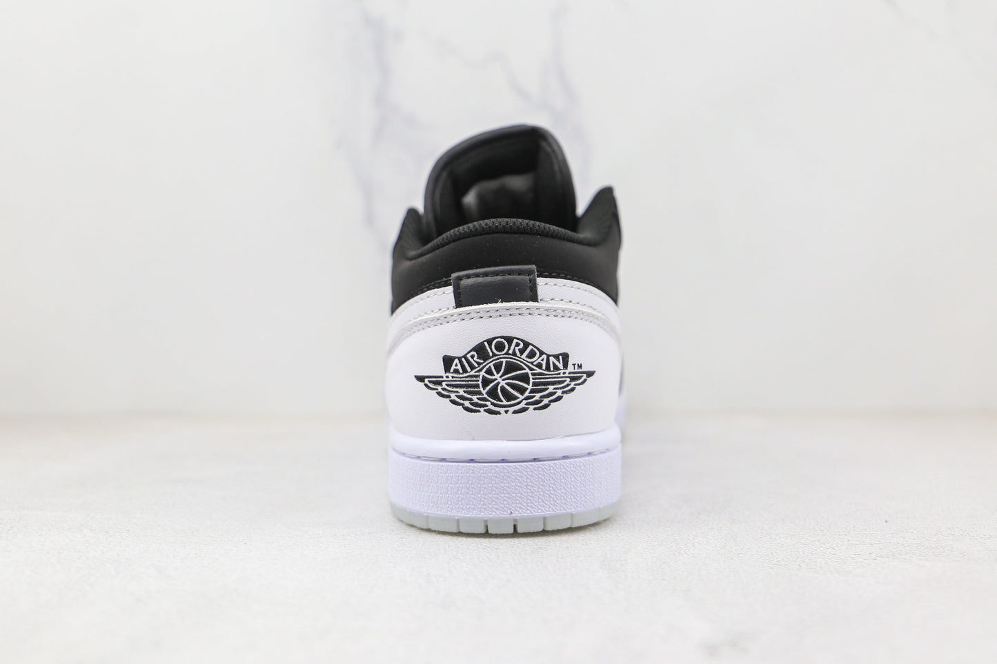 Jordan 1 Low Diamond