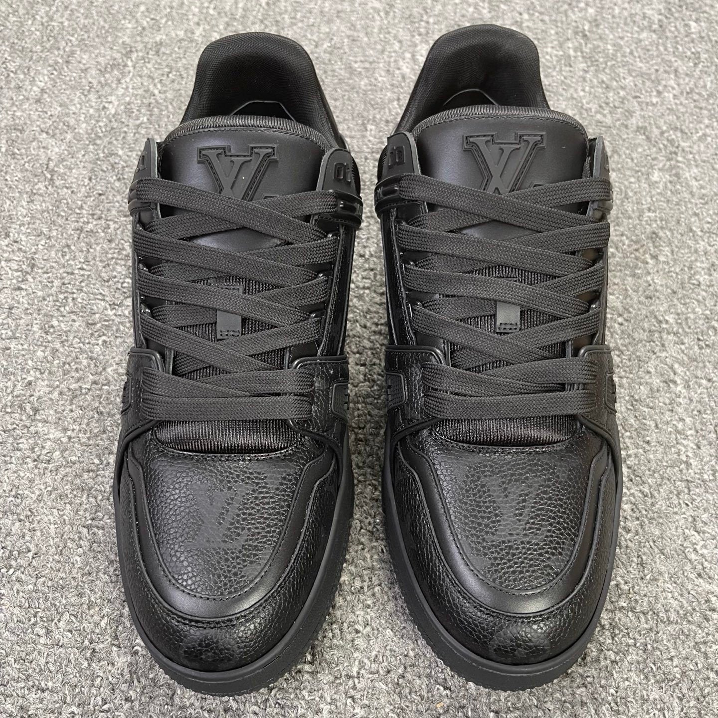 Tenis Louis Vuitton Trainer Arch Light Black