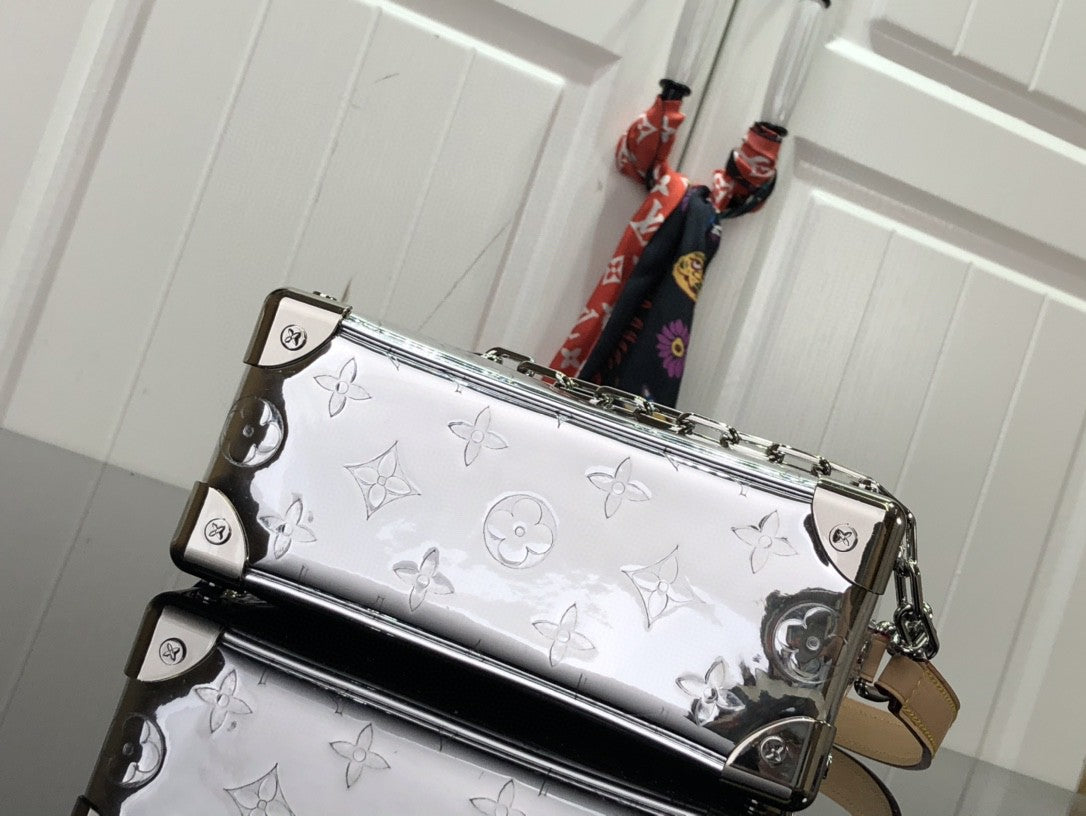 Bolsa de Ombro Louis Vuitton