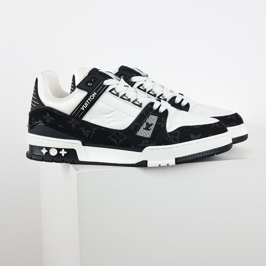 Louis Vuitton Trainer Black Denin