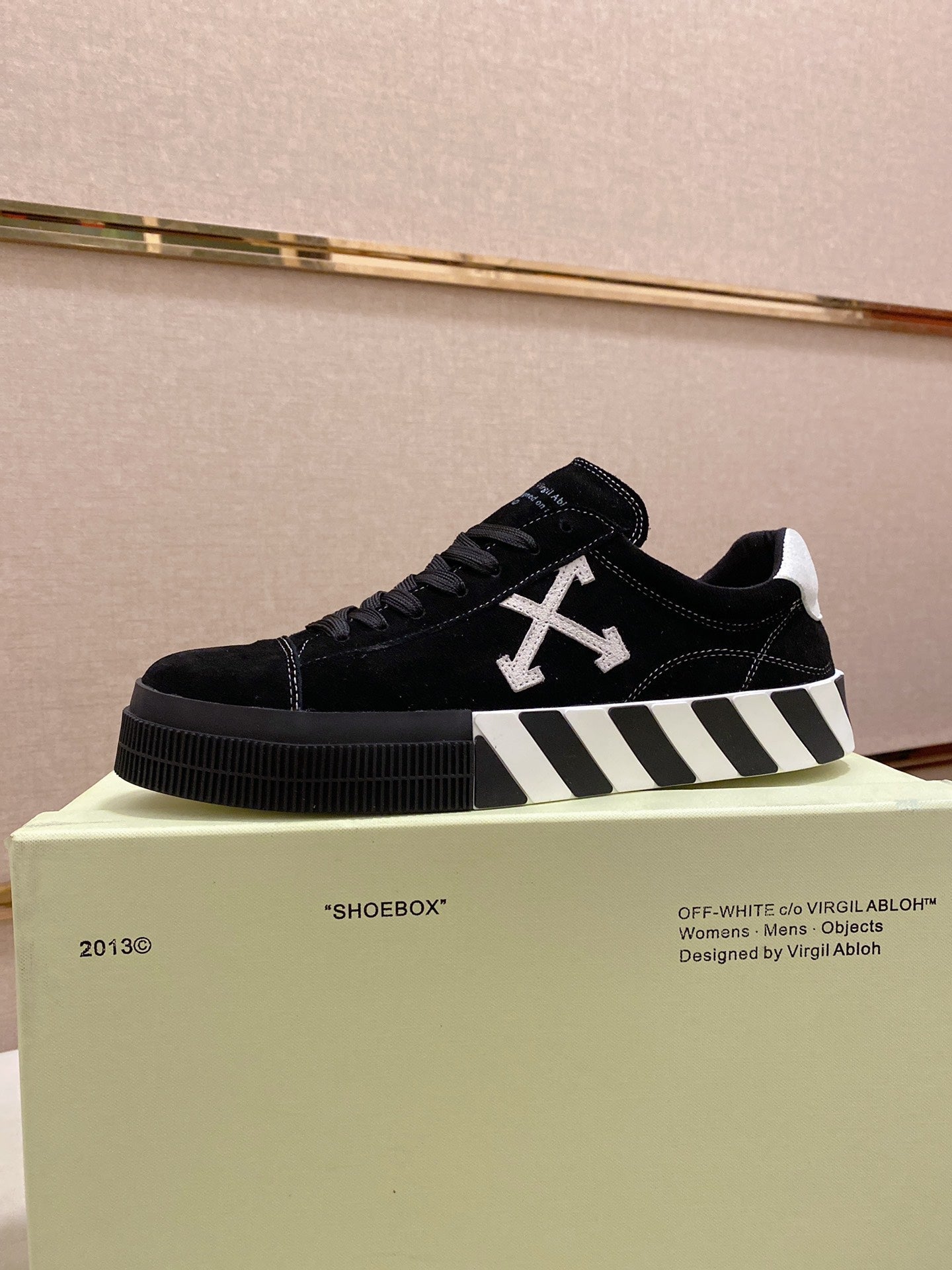 Off-White Vulcanized Black Low Top Sneakers