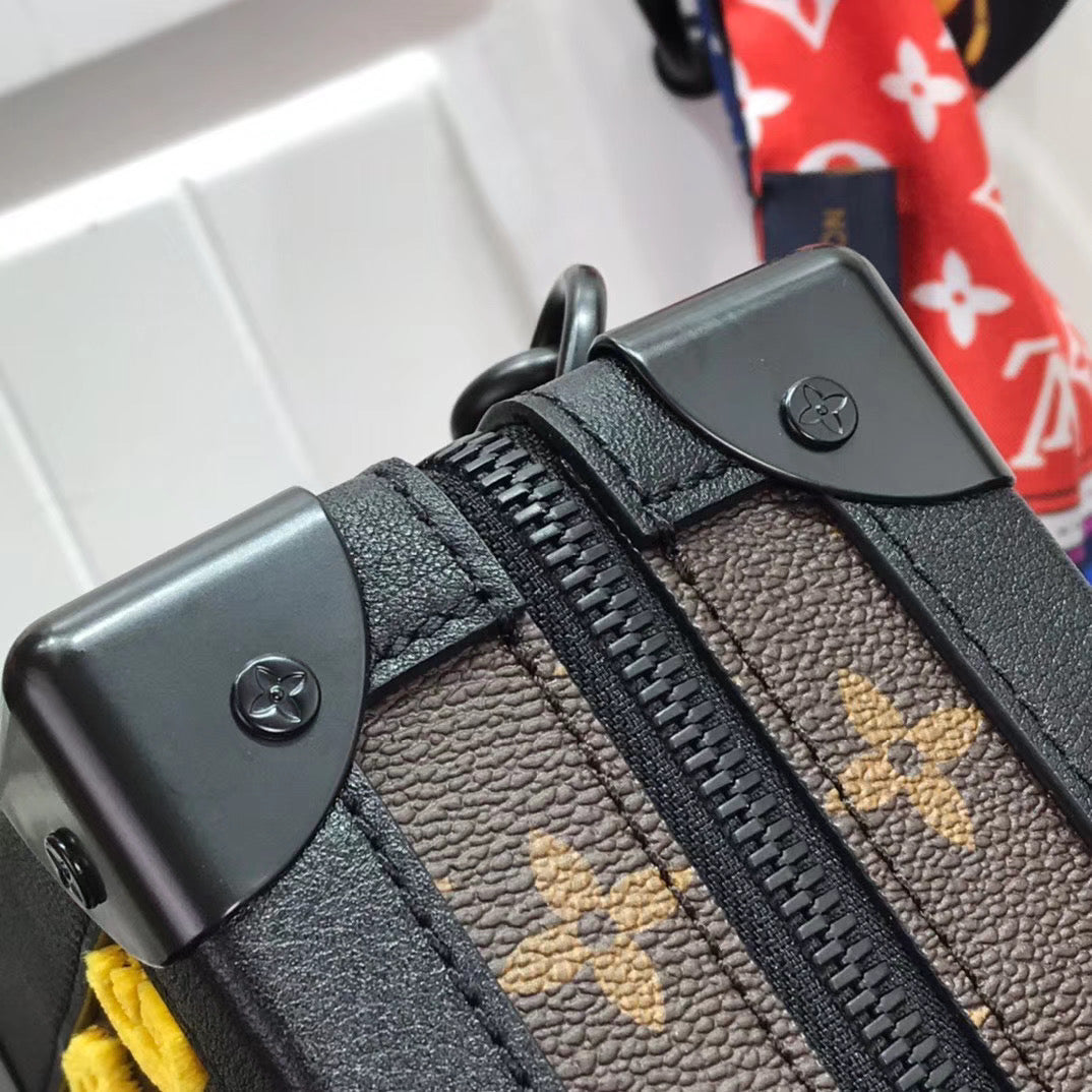 Bag Lv Vertical Soft Trunk Monogram