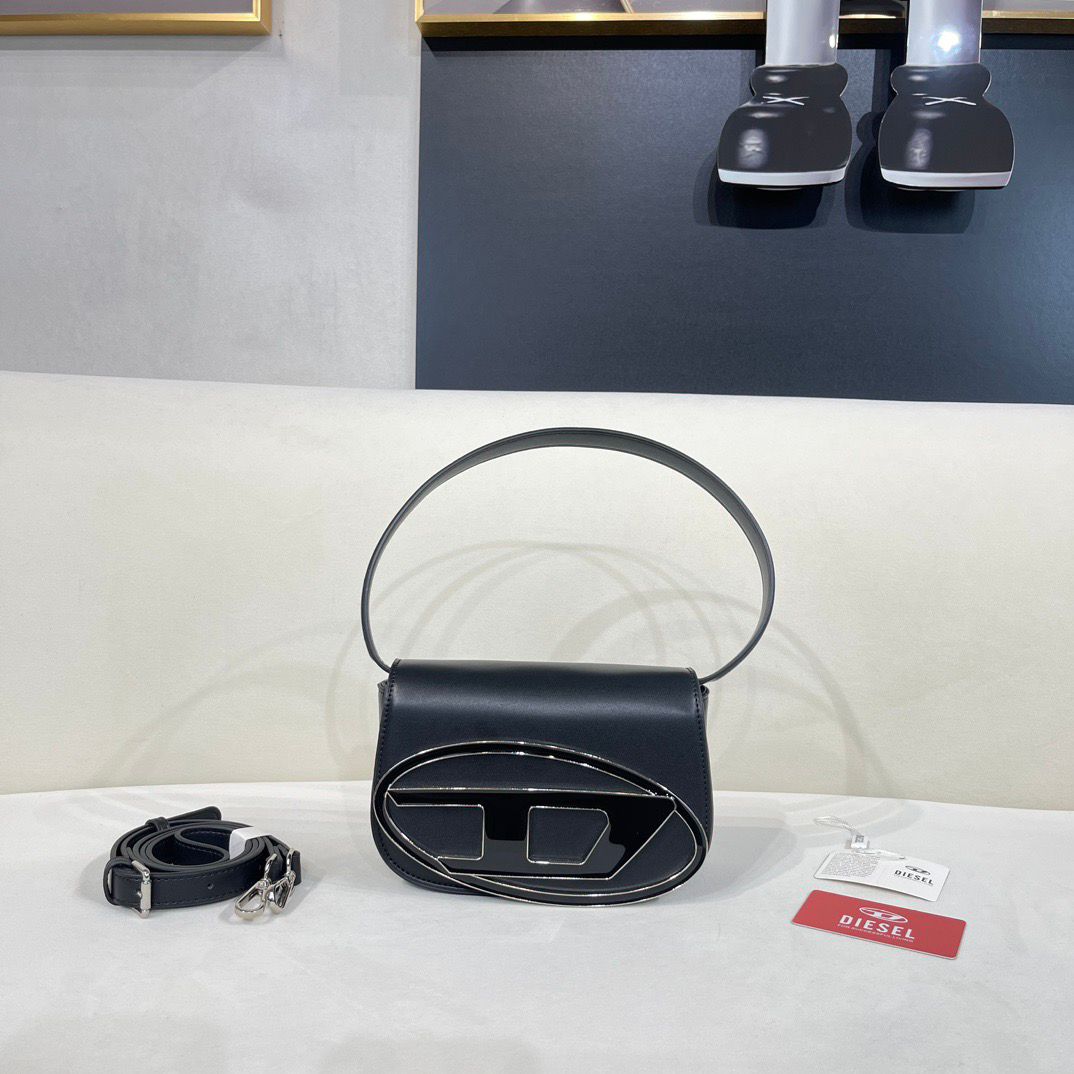 Diesel 1DR Shoulder Bag Nappa Leather Black