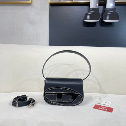 Diesel 1DR Shoulder Bag Nappa Leather Black