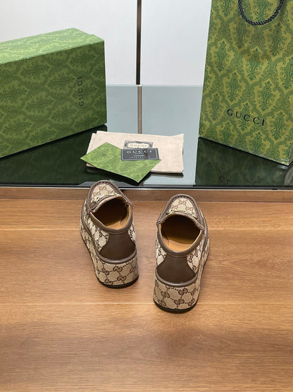 Gucci Loafers GG Brown