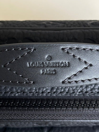 Bag S-lock Messenger Monogram